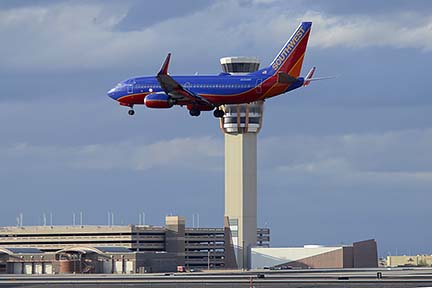 Southwest Boeing 737-7H4 N459WN, Phoenix Sky Harbor, March 1, 2015